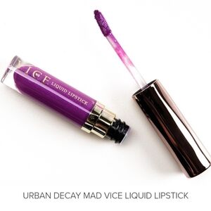 Urban Decay Vice Liquid Lipstick - MAD